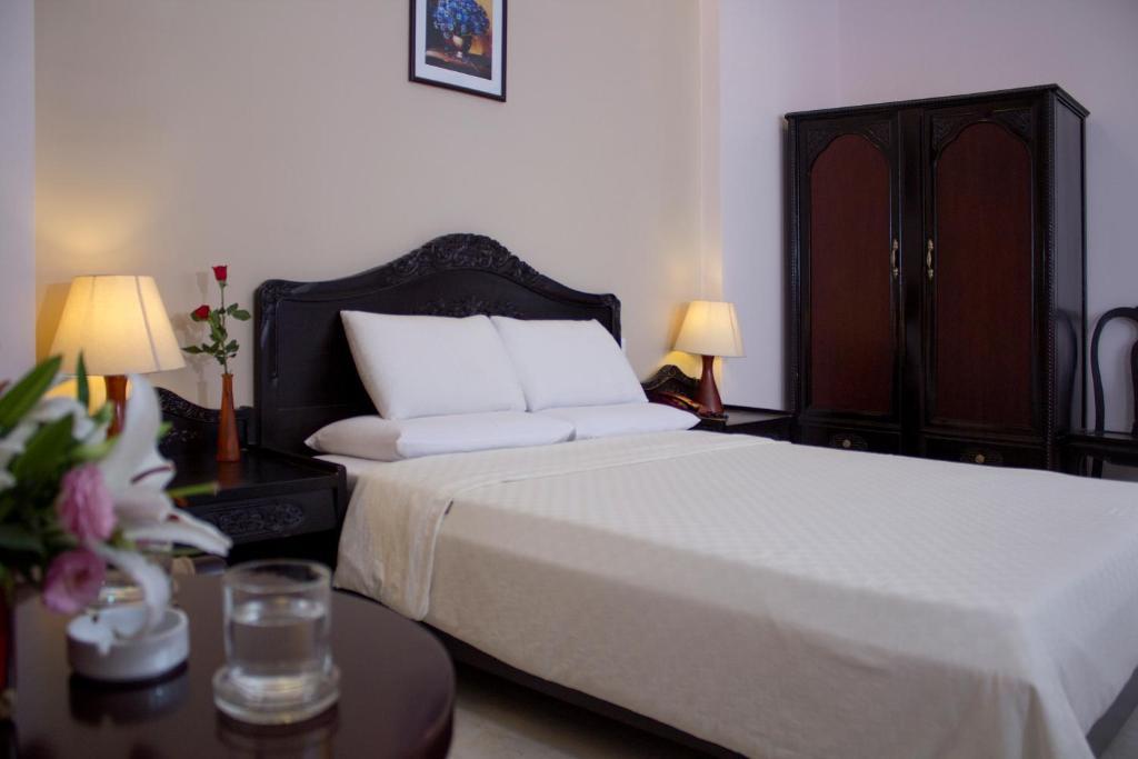 Royal Dragon Boutique Hotel Tan Binh Bandar Ho Chi Minh Luaran gambar